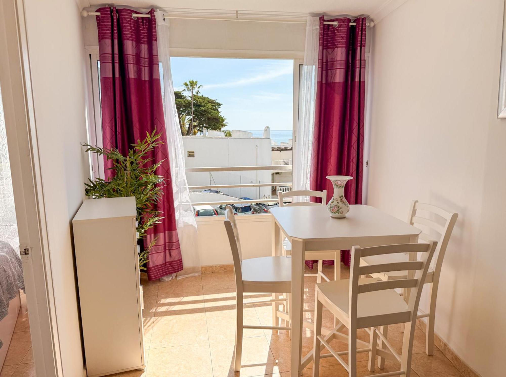 Casa La Luna- Beachfront 1br With Sea Views Appartamento *