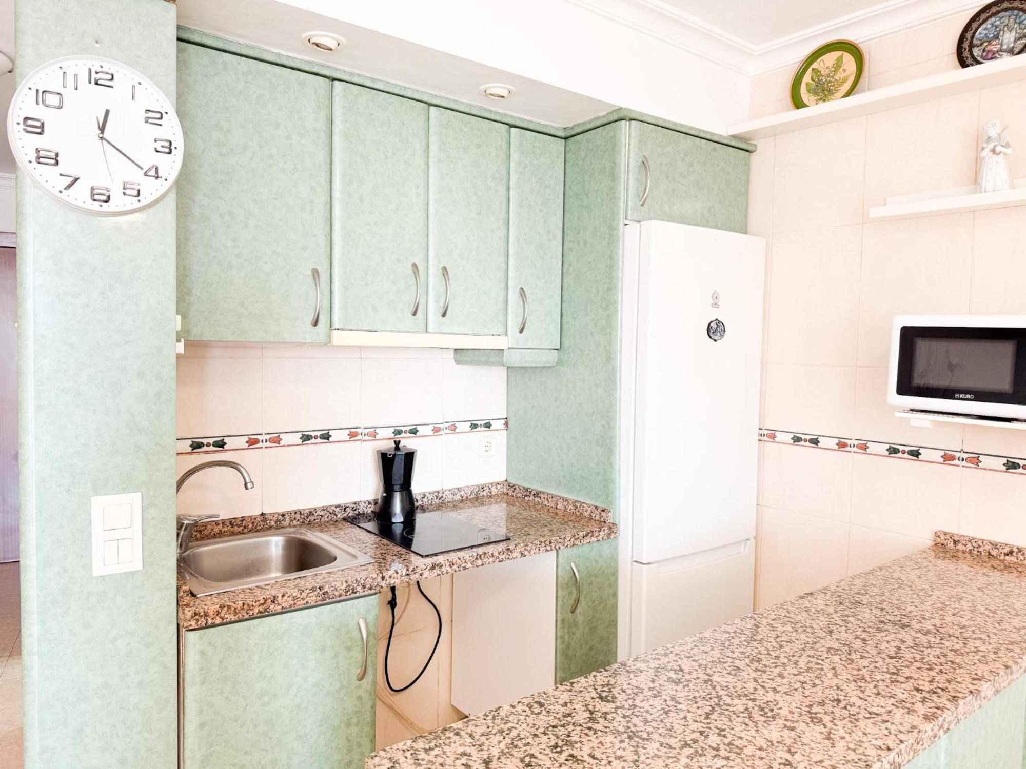 Casa La Luna- Beachfront 1br With Sea Views Apartment Marbella