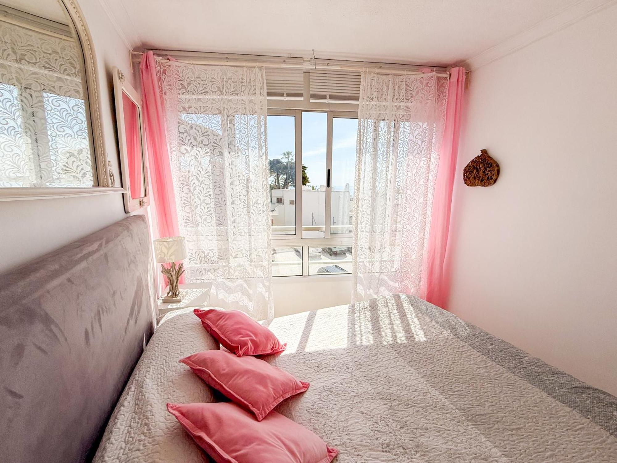 Casa La Luna- Beachfront 1br With Sea Views Apartment